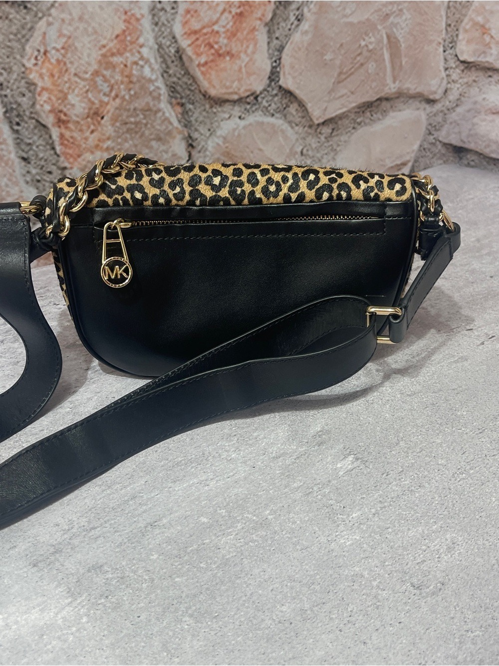 Michael Kors Slater Sling Pack Leopard Print Bag & Wallet Set Calf Hair - Picture 5 of 13